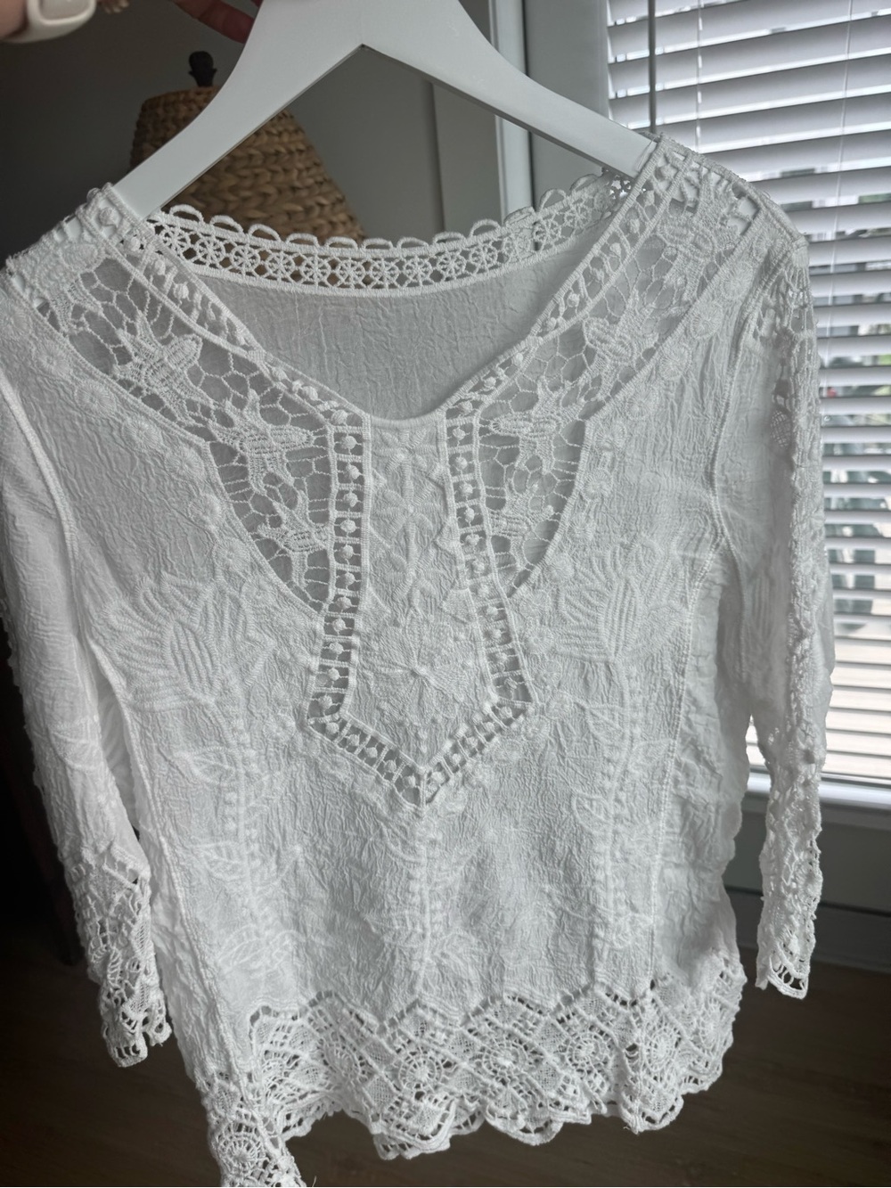 Women's White Lace Crochet Peasant Top/coverup